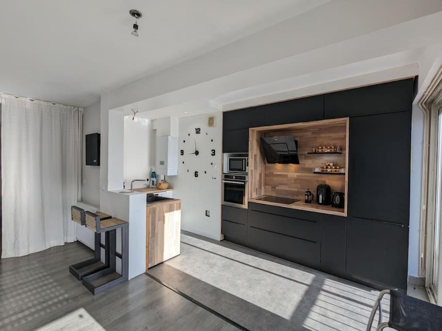 Hyper Centre La Roche Sur Yon - Appartement Spacieux Et Lumineux Екстер'єр фото